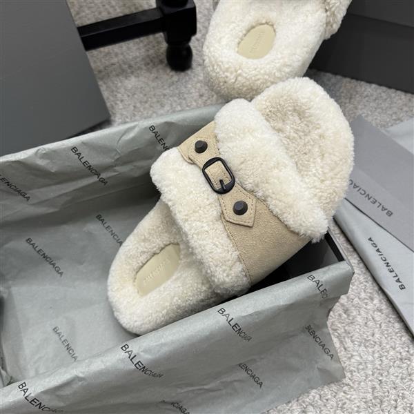 2025112818448938 240